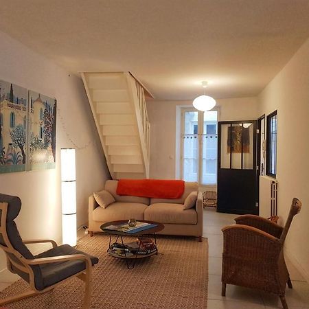 La Maison De Ville 76M2 Avec Terrasse De 22M2 La Rochelle  Exterior foto